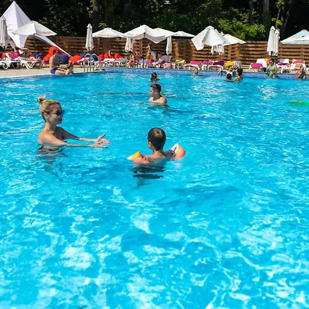 Drevny Grad Park-hotel Lwów