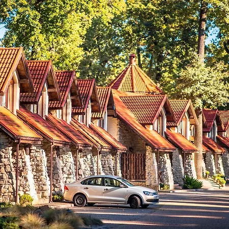 Drevny Grad Park-hotel Lwów