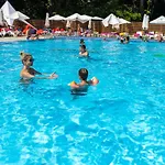 древній град парк-готель Львів