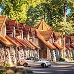 древній град парк-готель Львів