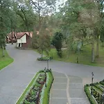 древній град парк-готель Готель